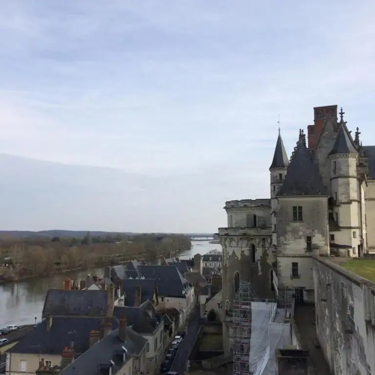 Studio hyper-centre d'Amboise avec vue sur le château