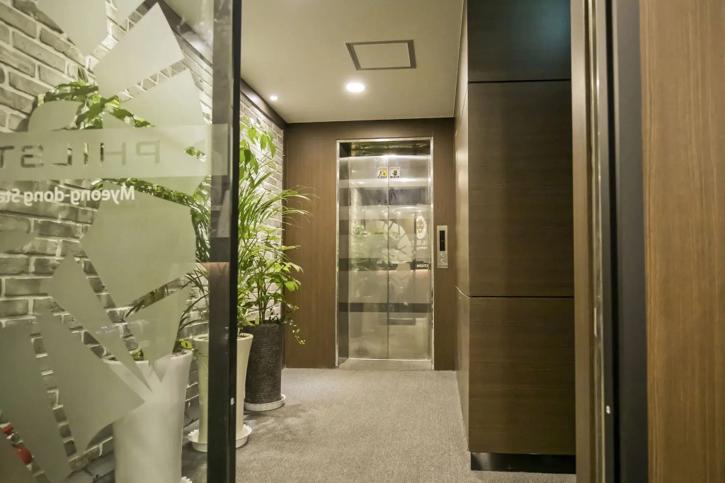 Philstay Myeongdong Station