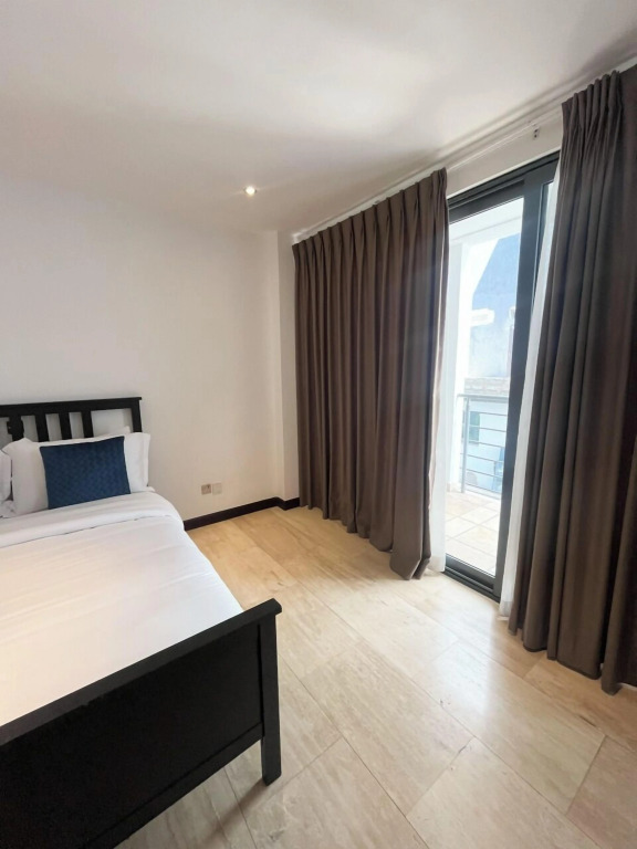 Premier Place Appt 1B