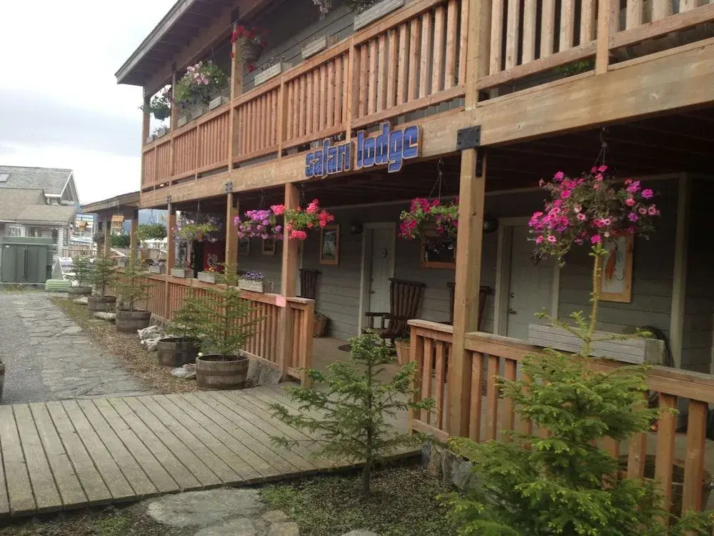 Safari Lodge