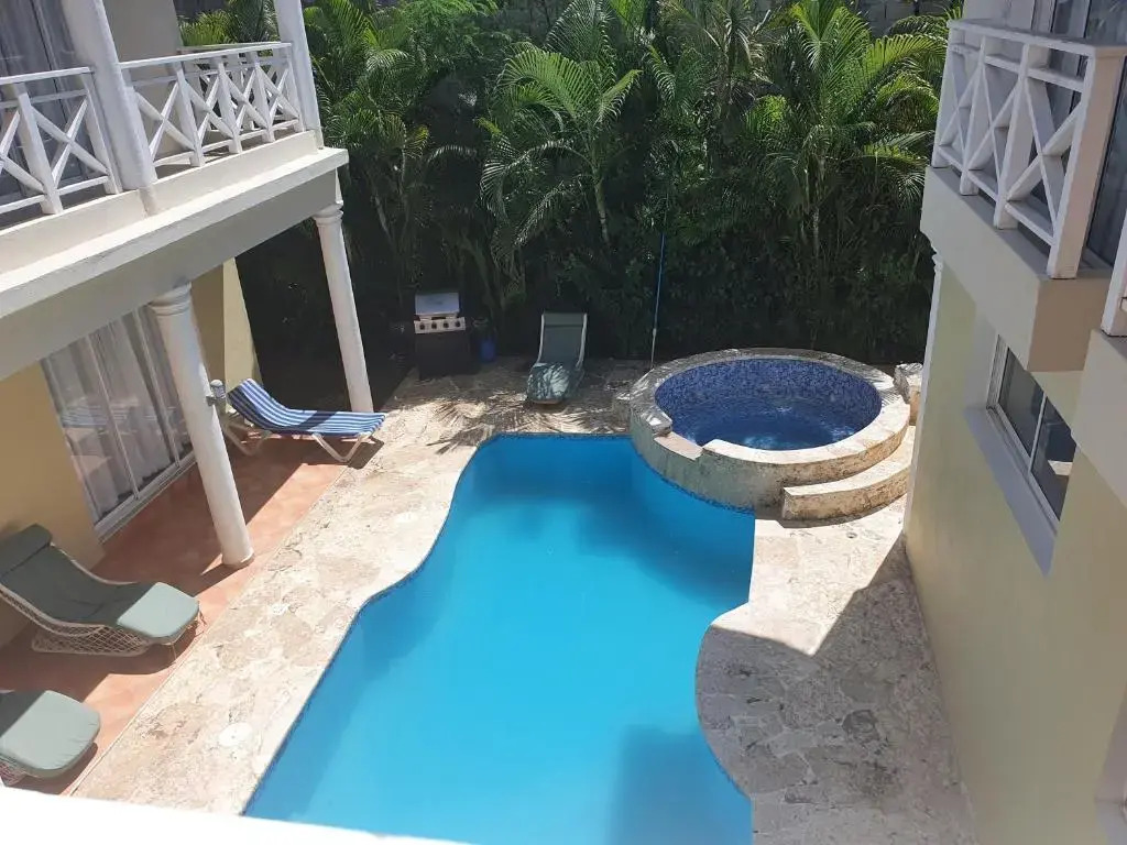Villa For Parties And Meetings