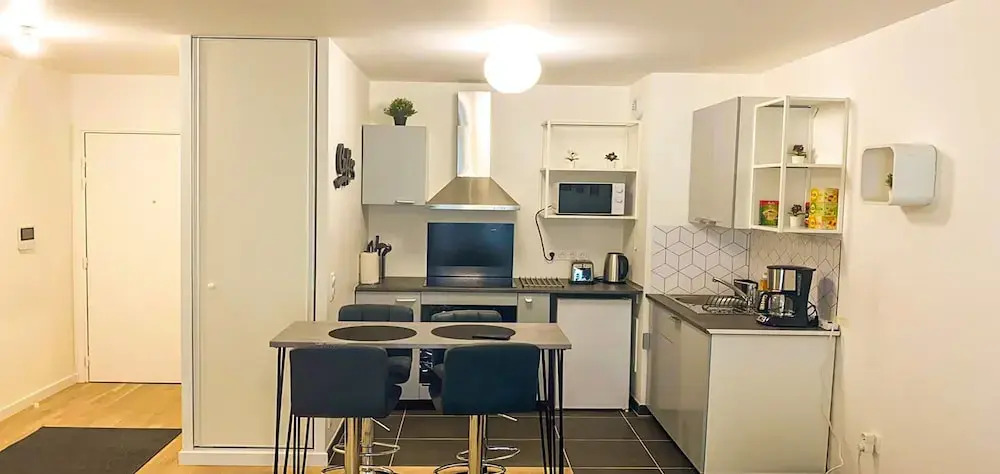 Apartment Near University and Airport Paris-orly by Servallgroup