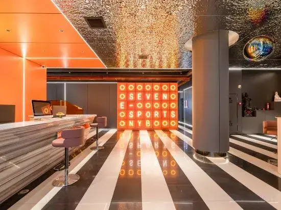 SEVEN HOTEL (Modern Street Store)