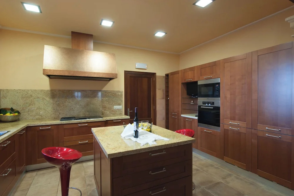 Can Corem de Son Moix - Luxurious 6-bedroom villa just 10 minutes from the beach