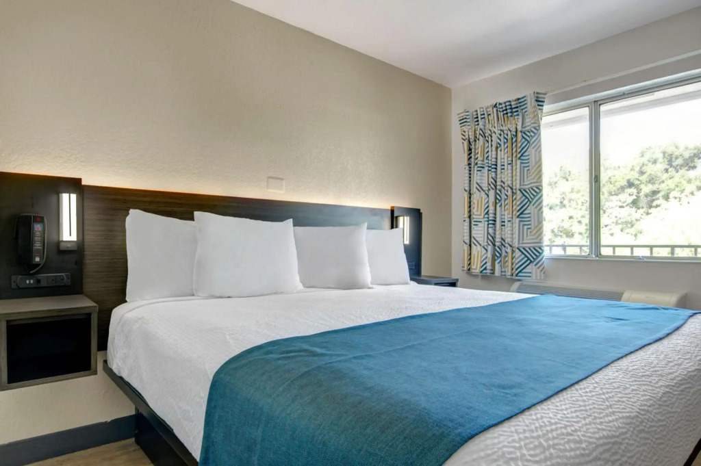 Motel 6-Venice, FL