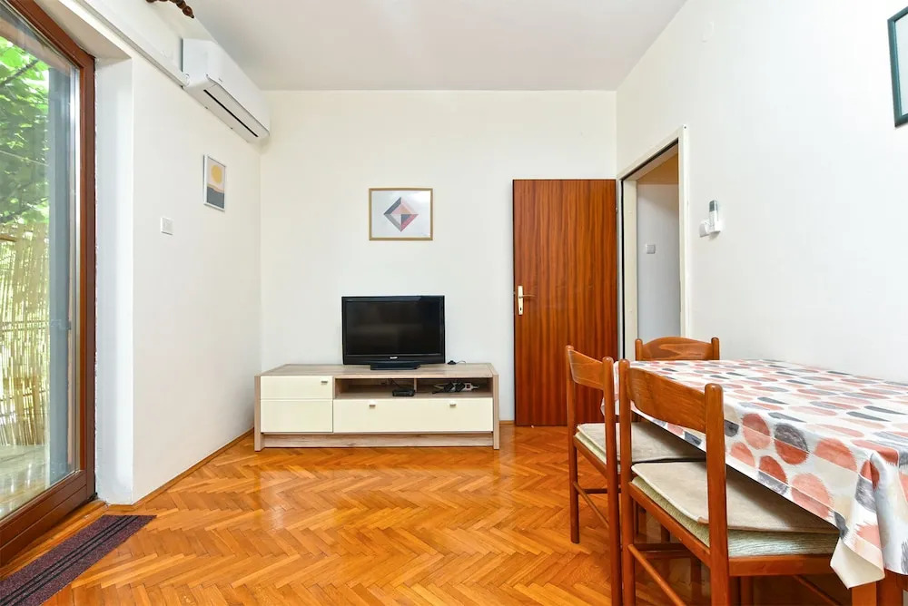 Comfortable Stay in Fažana With Outdoor Space