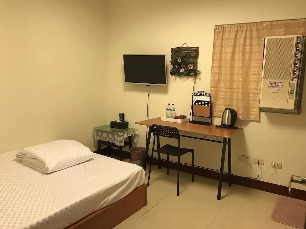 Hualing Homestay