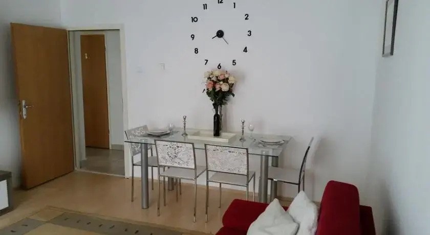 Apartment Ema