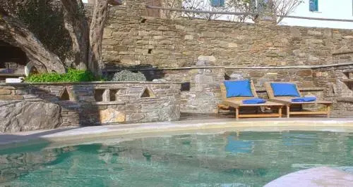 Villa Tripotamos