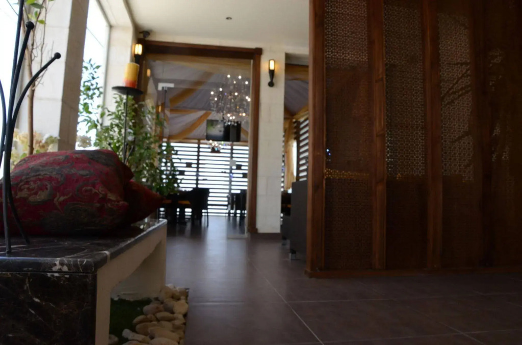 Diamond Hotel