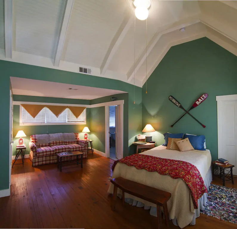 The Farmhouse Inn