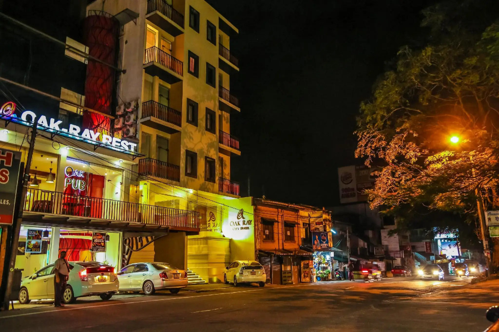Oak Ray City Hotel