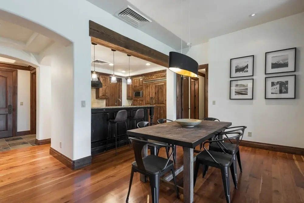 Silver Strike Lodge #403 - 2 Bed + Den