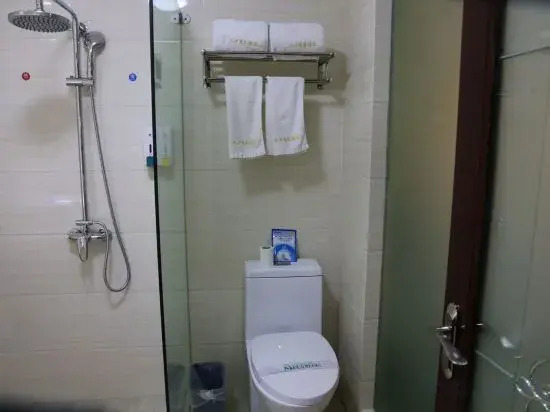 Yi Feng Bussiness Hotel
