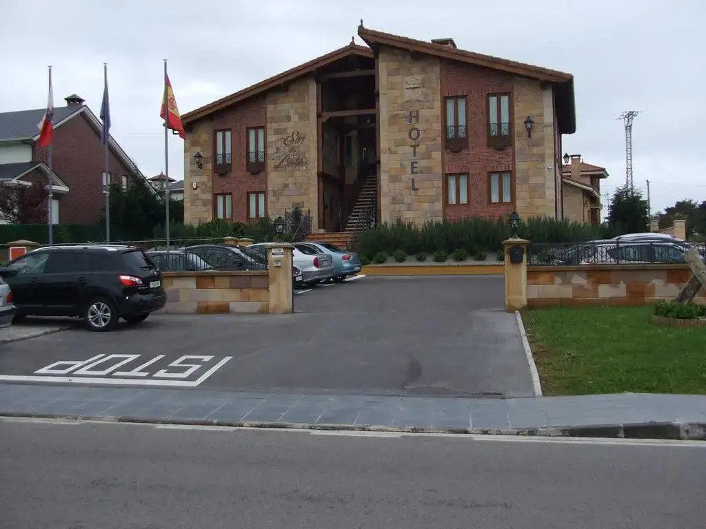 Hotel y Apartamentos Sur de la Bahía