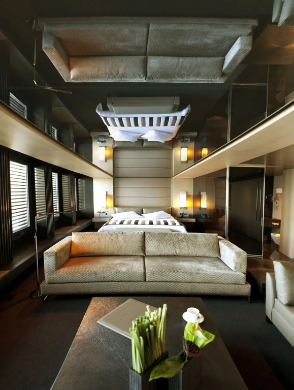 Key Hotel