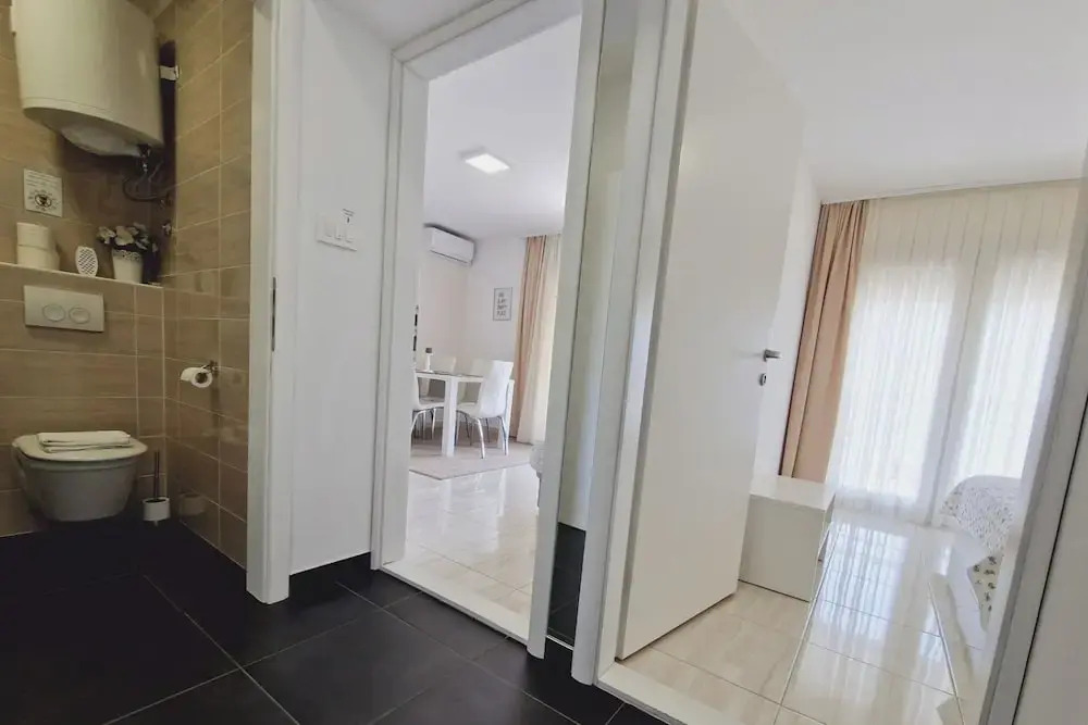 Seaview Studio Apartmani Sleeps 2 - Wifi & Tv