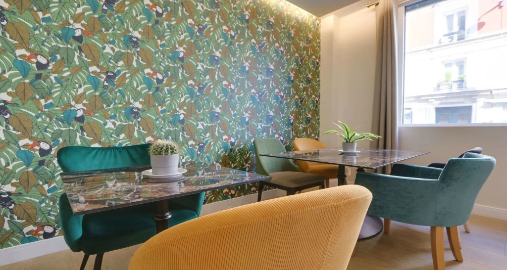 Hotel Apolonia Paris Montmartre; Sure Hotel Collection by Best Western