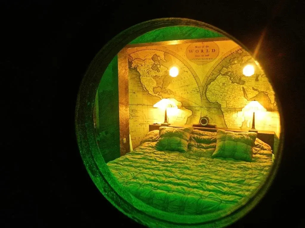 Bubble Lounge Hotel