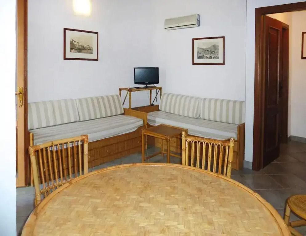 Apartment in Nisporto With Private Sea Access