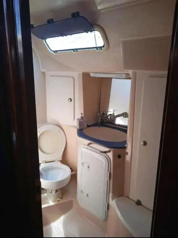 Ifestos Yachting Traveler