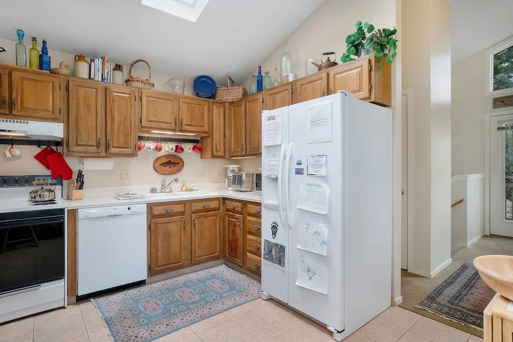 Deering Crest -- Ev #3249 3 Bedroom Condo by RedAwning