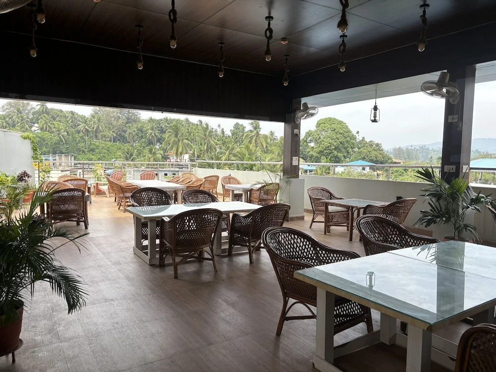 Hotel Bay Walk