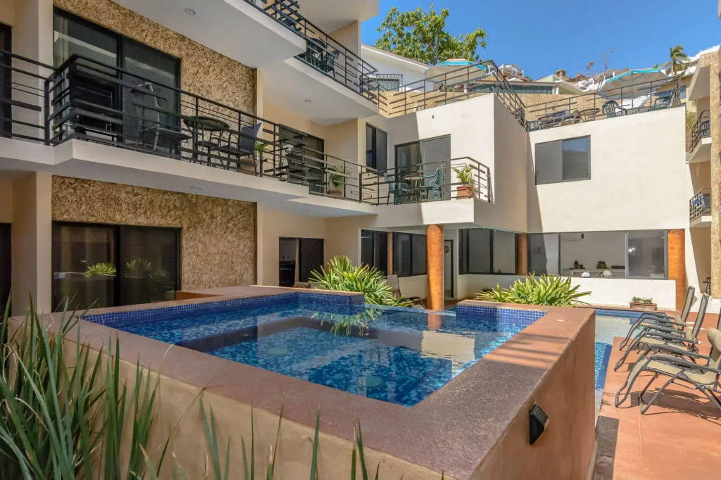 Cabo Pedregal Hotel