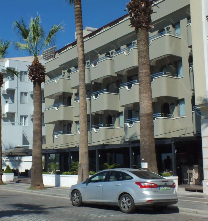 Candan Citybeach Hotel