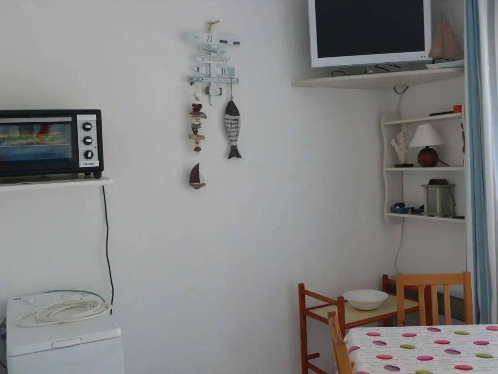 Appartement Le Lavandou, 2 pièces, 4 personnes - FR-1-308-92