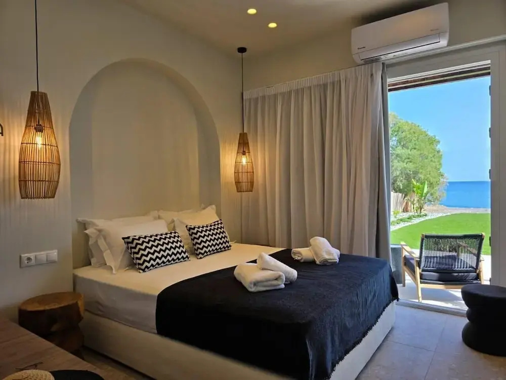 JM Dēos Suites