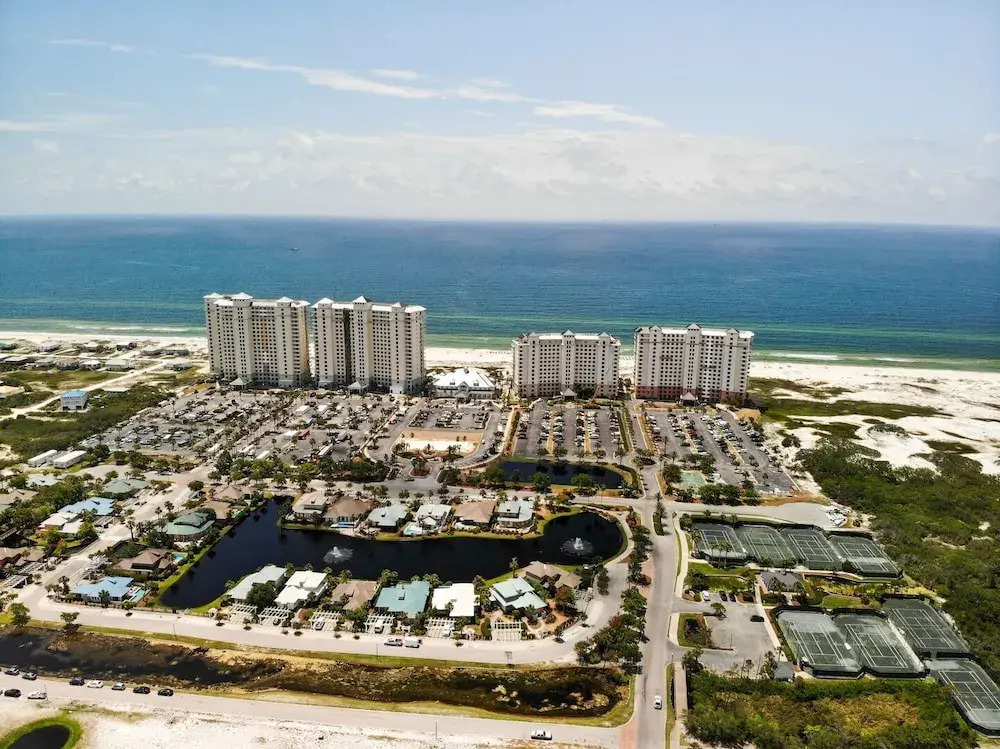 The Beach Club 806C