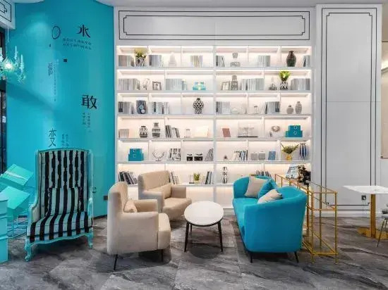 Xana Hotelle (phoenix ancient city tourist center store)
