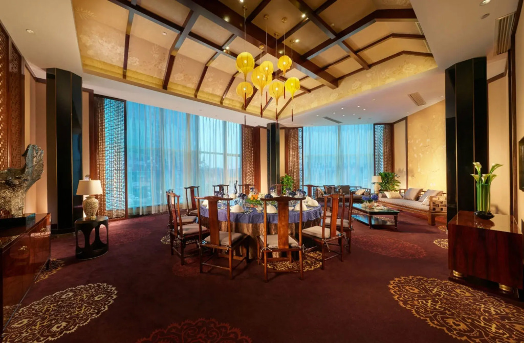 Hualuxe Leshan, an IHG Hotel