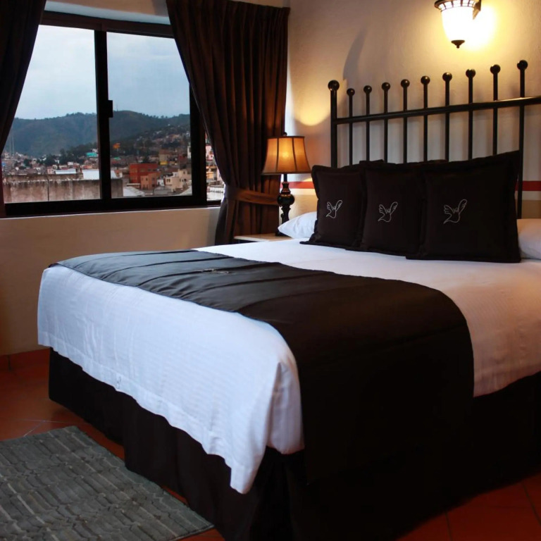 Hotel de la Paz