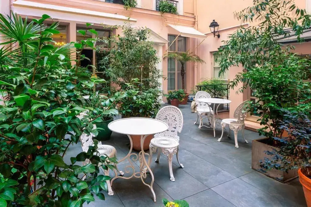Hôtel du Danube Saint Germain