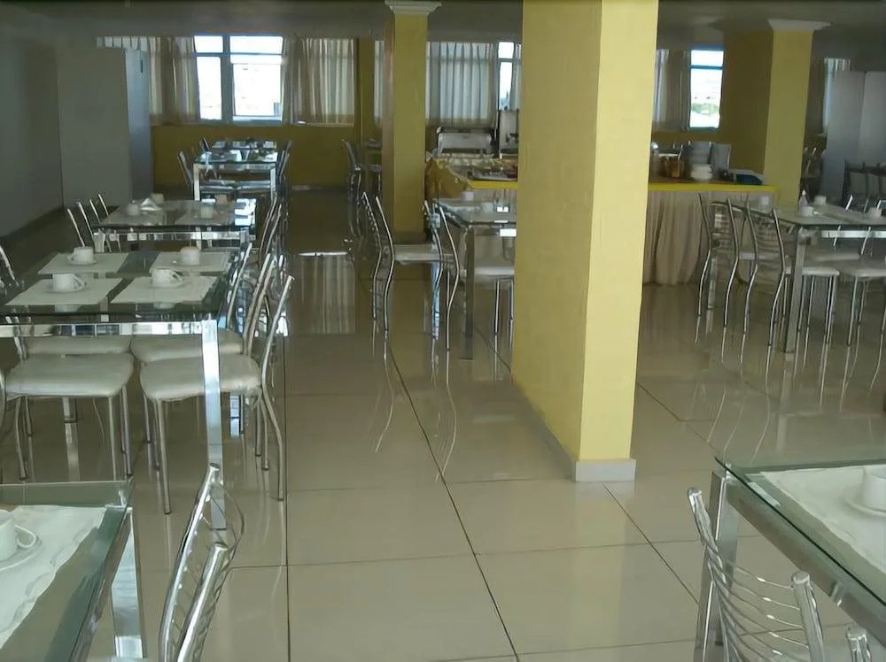 Kingstown Hotel