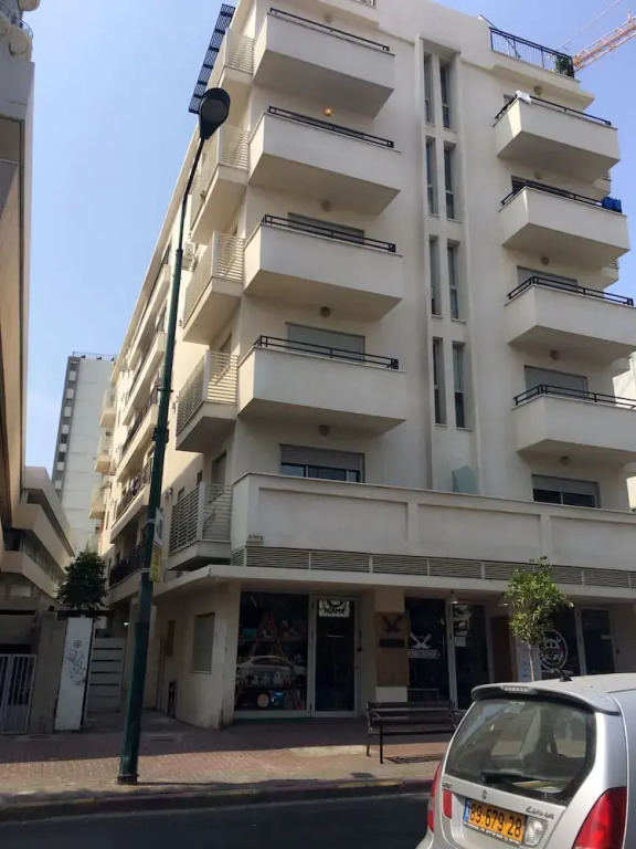 TLV Suites By The Sea - 2 Rooms