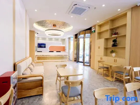 M Hotel (Bai Sheng Shopping Center)