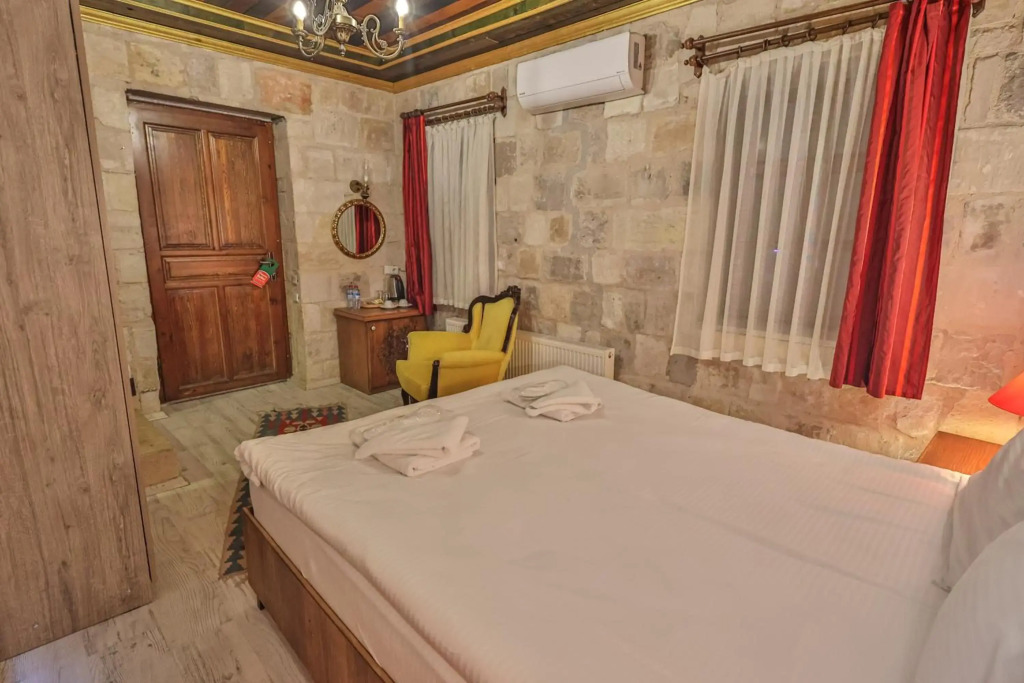 Bedrock Cave Hotel