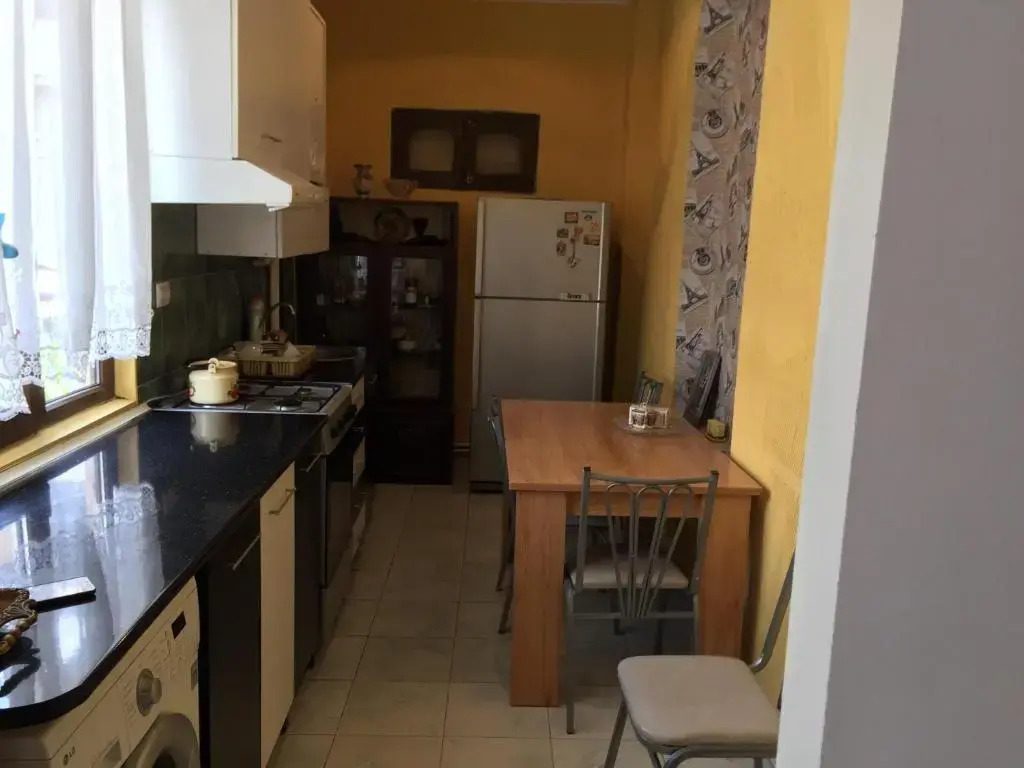 Guest House On Tabidze 2