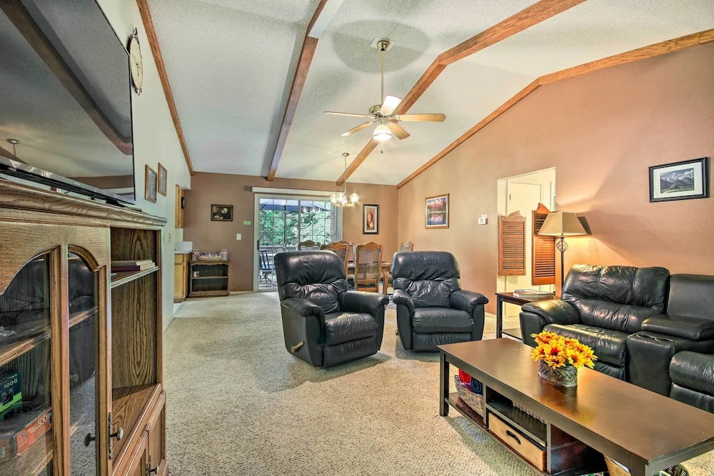 Bella Vista Home Base Near Mtn Biking & Golf!