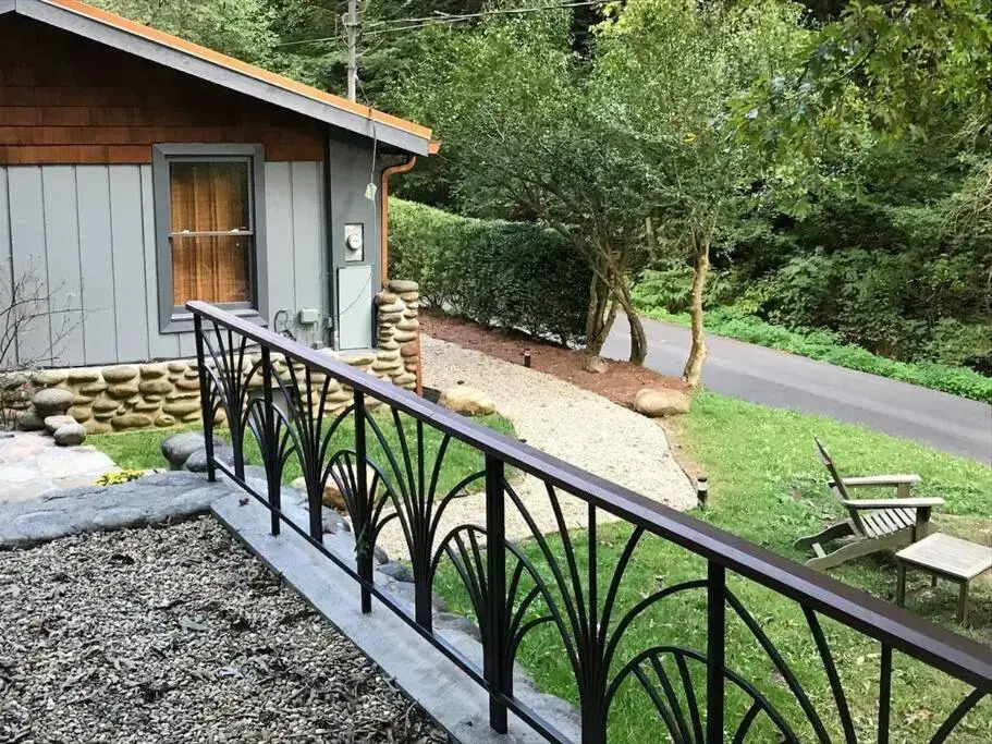 The Carver's House