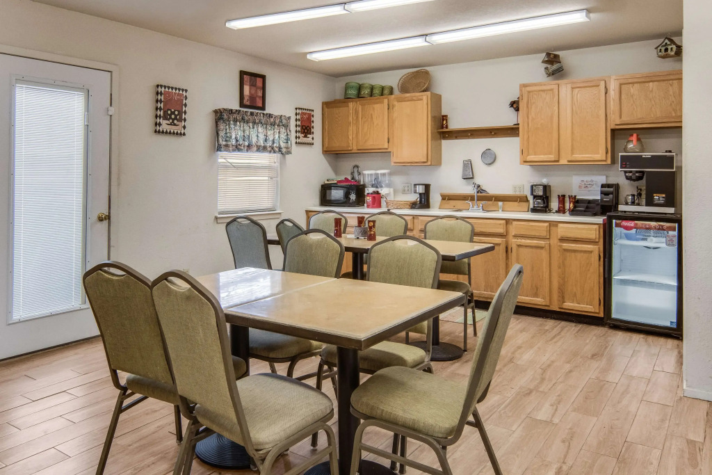 Americas Best Value Inn Baird