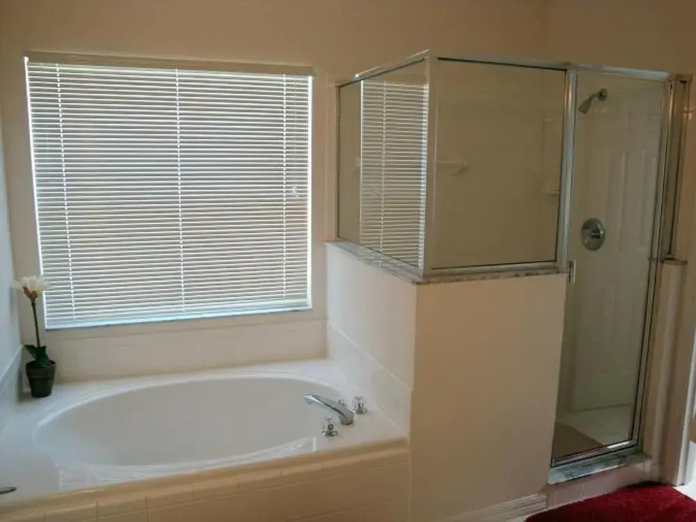 4BR 3BA Home in Indian Creek by CV-2635
