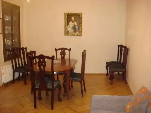 Zemeli Apartments