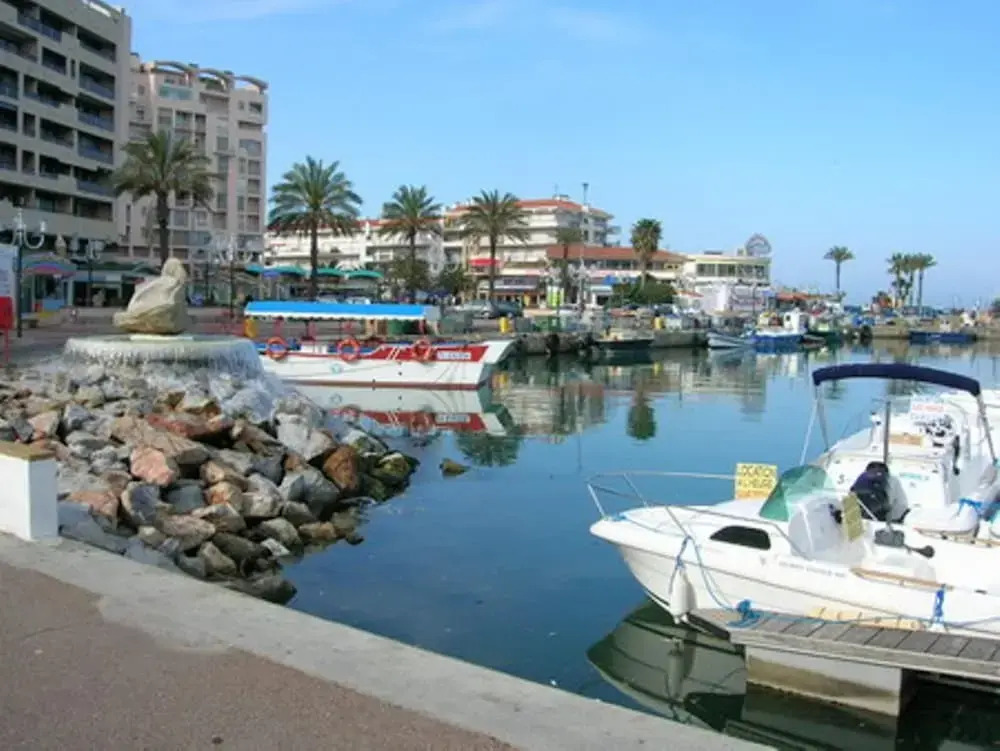 House With 2 Bedrooms in Saint-cyprien, With Shared Pool and Furnished Terrace - 800 m From the Beach