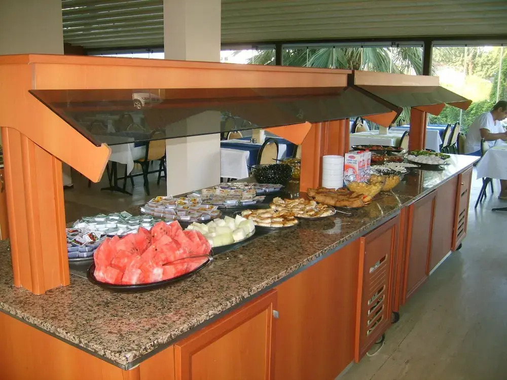 Minay Hotel