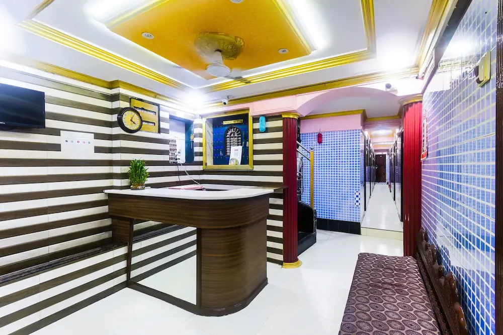 Hotel O Gulzar Masjid Bunder Railway Station