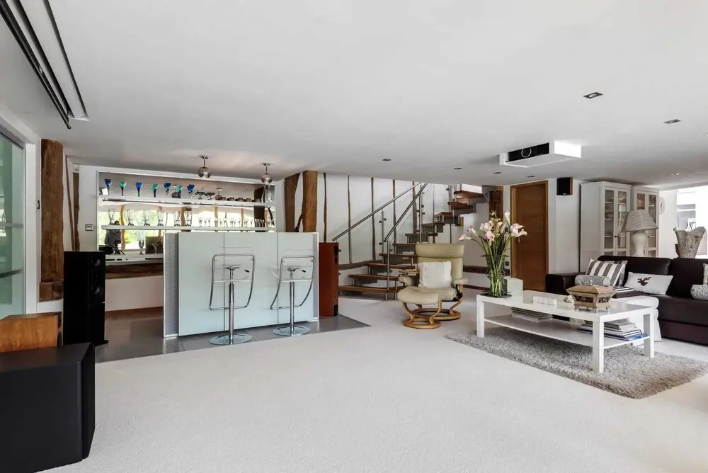 Entire Luxury Home and Garden Canterbury